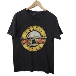 Bay Island Sportswear Guns N Roses Black T-Shirt Size Medium